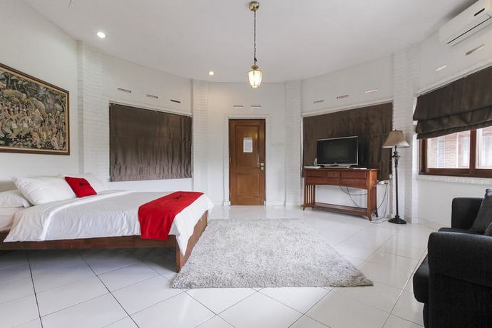 Imagen de la habitación del Hotel RedDoorz Plus near Dago Pakar. Foto 6