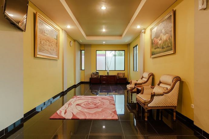 Imagen de los interiores del Hotel RedDoorz Plus near Dunia Fantasi Ancol. Foto 15