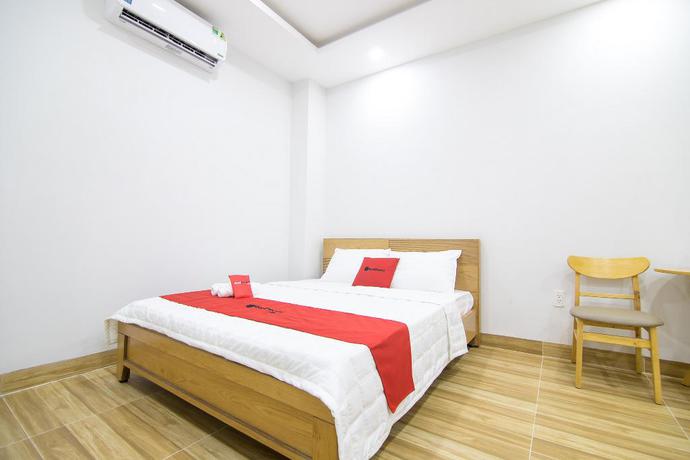 Imagen de la habitación del Hotel RedDoorz Plus near E-Town 2. Foto 4