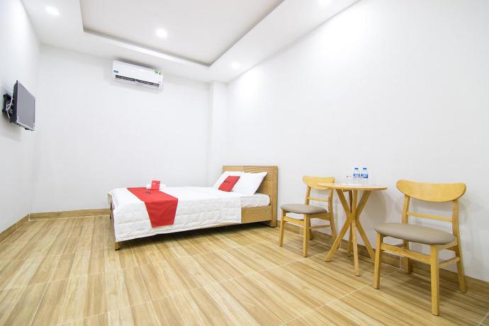 Imagen de la habitación del Hotel RedDoorz Plus near E-Town 2. Foto 6