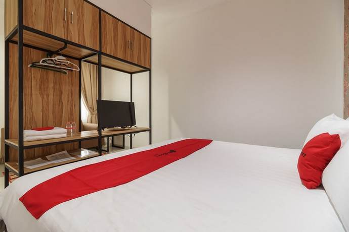 Imagen de la habitación del Hotel RedDoorz Plus near Exit Toll Puncak 2. Foto 5