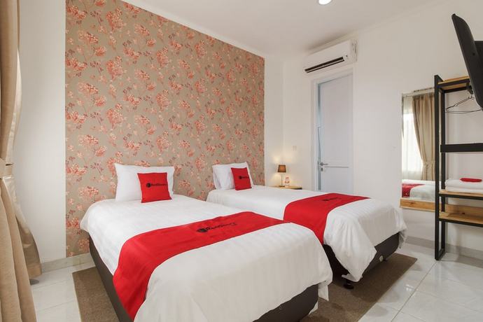 Imagen de la habitación del Hotel RedDoorz Plus near Exit Toll Puncak 2. Foto 7