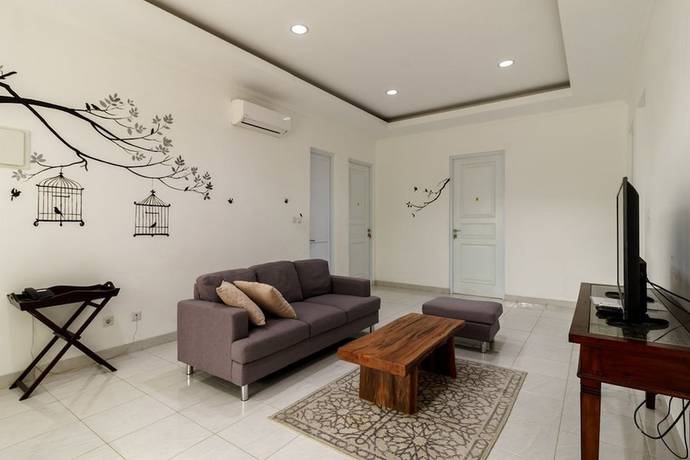Imagen de los interiores del Hotel RedDoorz Plus near Exit Toll Puncak 2. Foto 18