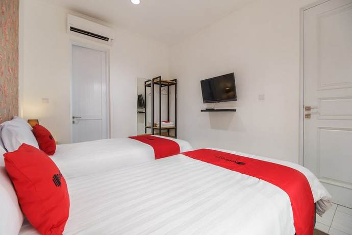 Imagen de la habitación del Hotel RedDoorz Plus near Exit Toll Puncak 2. Foto 10