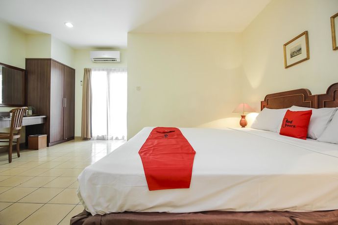 Imagen de la habitación del Hotel RedDoorz Plus near GBK Senayan. Foto 12