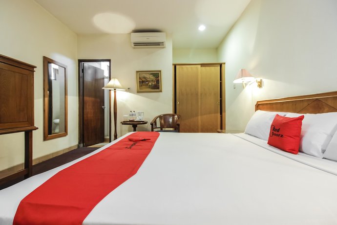 Imagen de la habitación del Hotel RedDoorz Plus near GBK Senayan. Foto 13