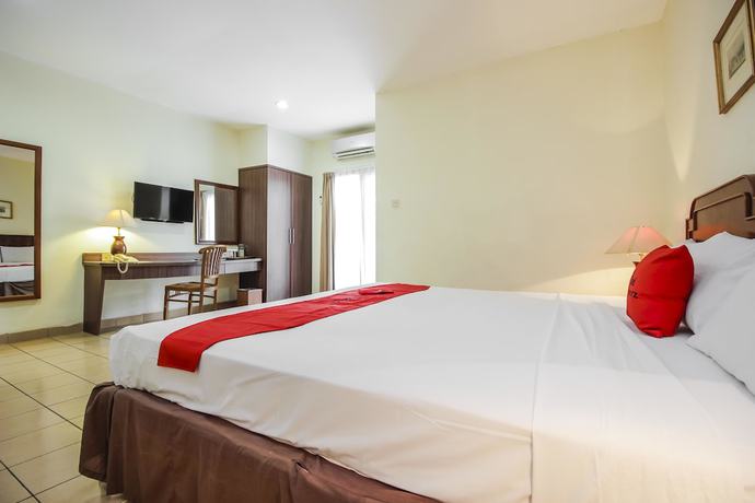 Imagen de la habitación del Hotel RedDoorz Plus near GBK Senayan. Foto 15