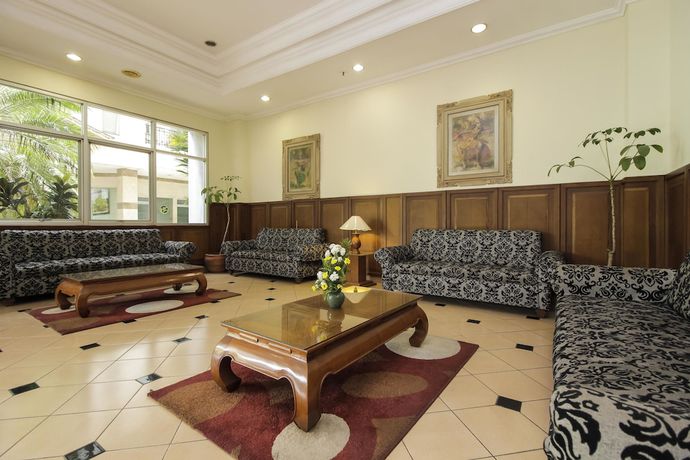 Imagen de los interiores del Hotel RedDoorz Plus near GBK Senayan. Foto 20