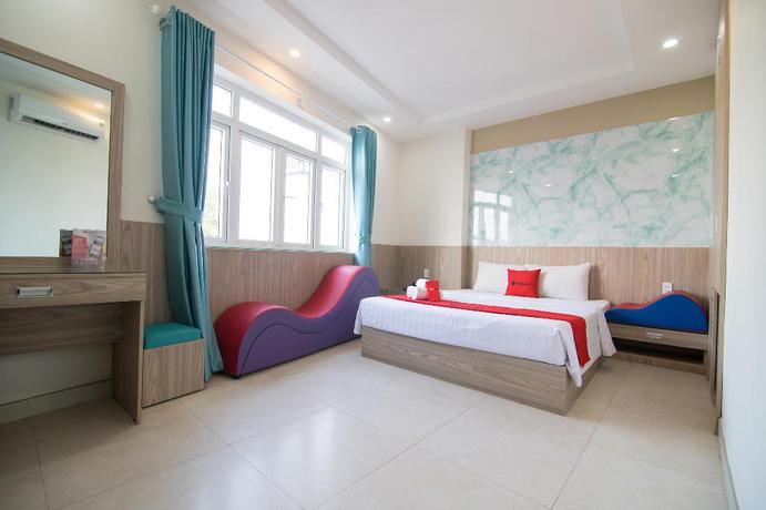 Imagen de la habitación del Hotel RedDoorz Plus near GiaDinh International Hospital2. Foto 8