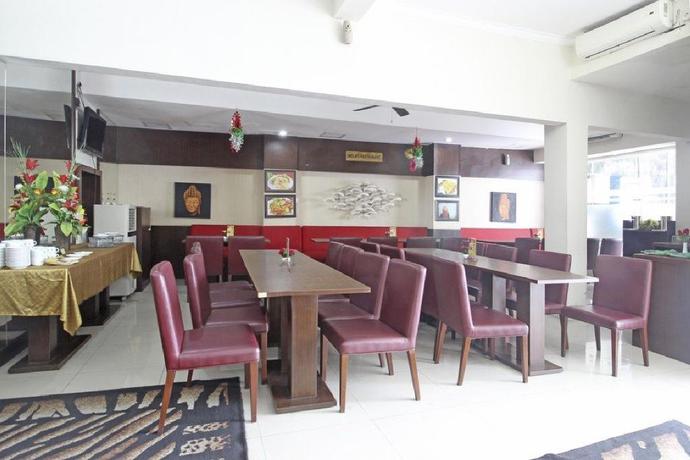 Imagen de los interiores del Hotel RedDoorz Plus near Keraton Solo. Foto 18