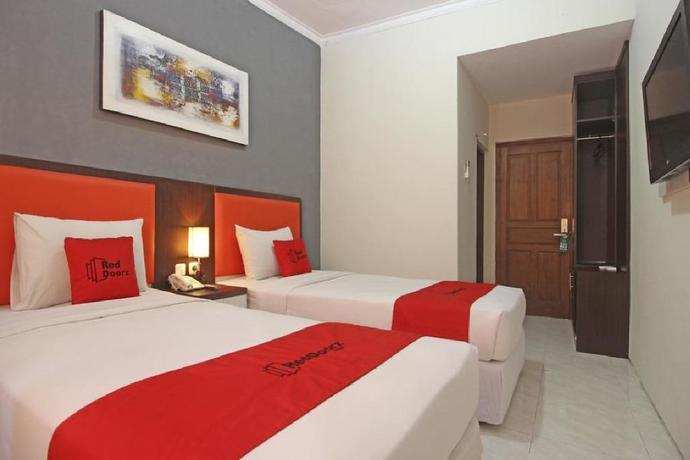 Imagen de la habitación del Hotel RedDoorz Plus near Keraton Solo. Foto 8