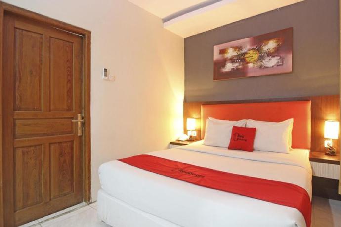 Imagen de la habitación del Hotel RedDoorz Plus near Keraton Solo. Foto 10