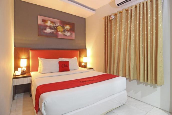 Imagen de la habitación del Hotel RedDoorz Plus near Keraton Solo. Foto 11