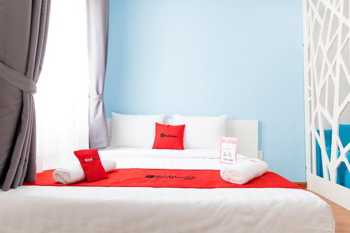 Imagen de la habitación del Hotel RedDoorz Plus near Nguyen Hue Walking Street. Foto 3