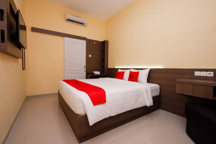 Imagen general del Hotel RedDoorz Plus near Paragon Mall Semarang. Foto 1