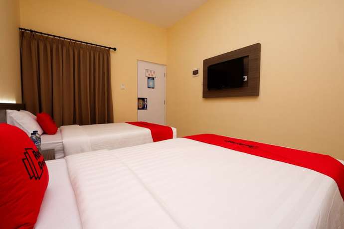 Imagen de la habitación del Hotel RedDoorz Plus near Paragon Mall Semarang. Foto 7