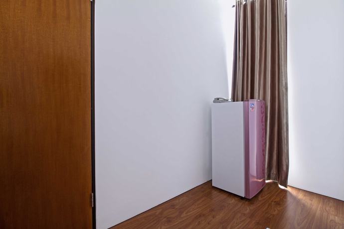Imagen de la habitación del Hotel RedDoorz Plus near Plaza Indonesia. Foto 8
