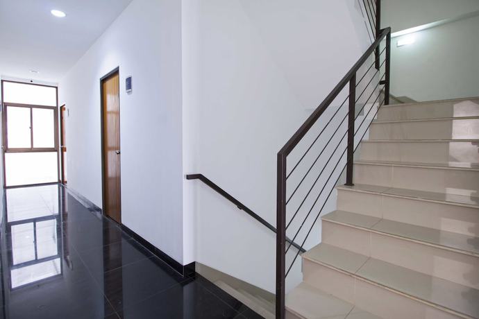 Imagen de los interiores del Hotel RedDoorz Plus near Plaza Indonesia. Foto 19