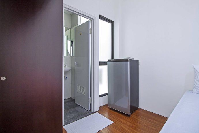 Imagen de la habitación del Hotel RedDoorz Plus near Plaza Indonesia. Foto 12