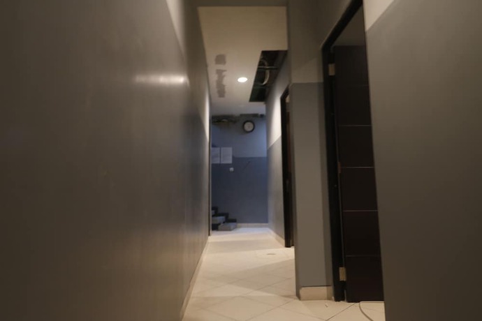 Imagen de los interiores del Hotel RedDoorz Plus near RS Harapan Kita. Foto 13