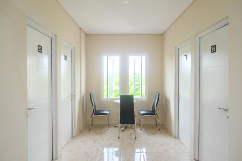 Imagen general del Hotel RedDoorz Plus near RS JIH Solo. Foto 12