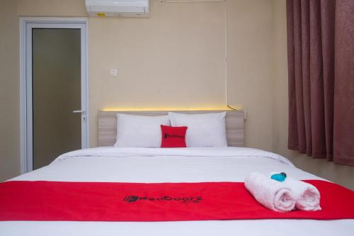 Imagen general del Hotel RedDoorz Plus near RS JIH Solo. Foto 16