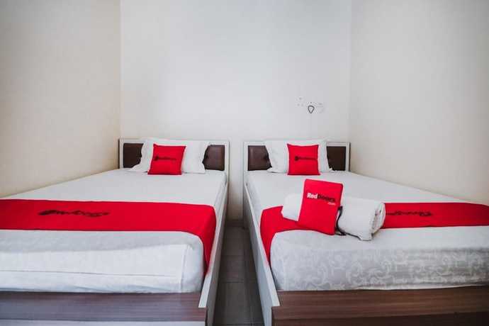 Imagen de la habitación del Hotel RedDoorz Plus near Semanggi. Foto 2