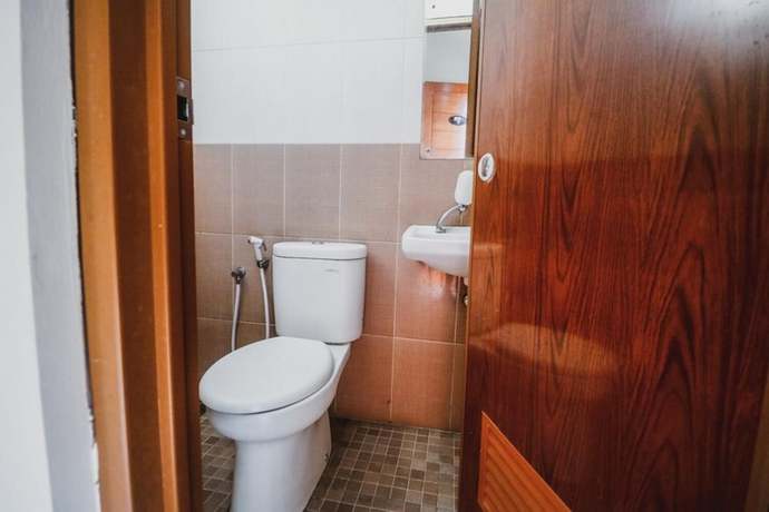 Imagen de la habitación del Hotel RedDoorz Plus near Semanggi. Foto 3