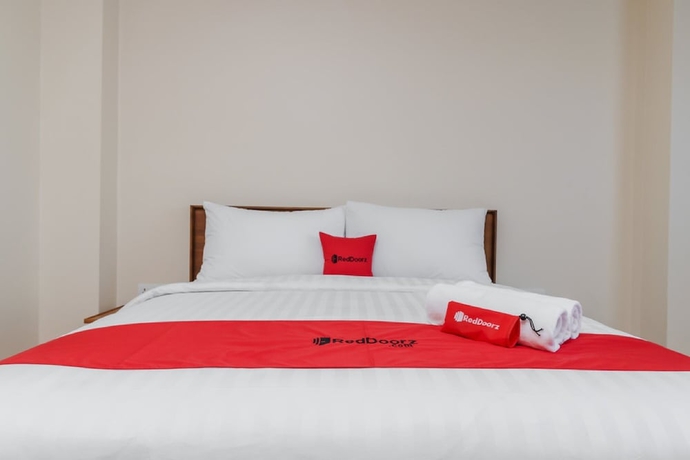 Imagen de la habitación del Hotel RedDoorz Plus near Soekarno Hatta Airport 2. Foto 4