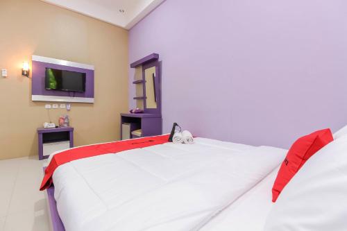 Imagen general del Hotel RedDoorz Plus near Stasiun Bekasi. Foto 1