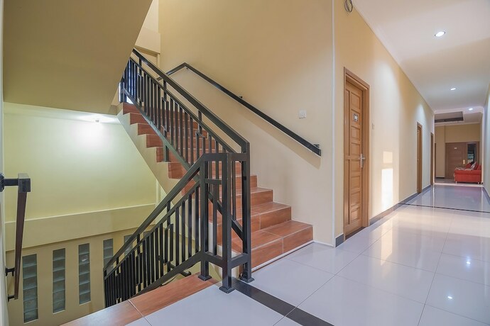 Imagen general del Hotel RedDoorz Plus near Syamsudin Noor Airport 3. Foto 8