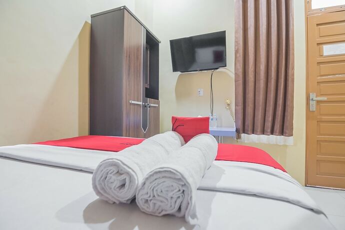 Imagen general del Hotel RedDoorz Plus near Syamsudin Noor Airport 3. Foto 16
