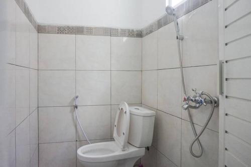 Imagen general del Hotel RedDoorz Plus near Taman Rekreasi Selecta 2. Foto 3