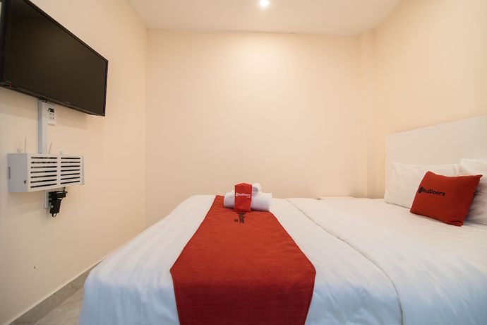 Imagen de la habitación del Hotel RedDoorz Plus near Tan Dinh Market 2. Foto 15