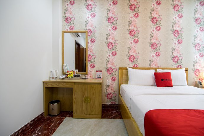 Imagen de la habitación del Hotel RedDoorz Plus near Tan Son Nhat Airport 2. Foto 7