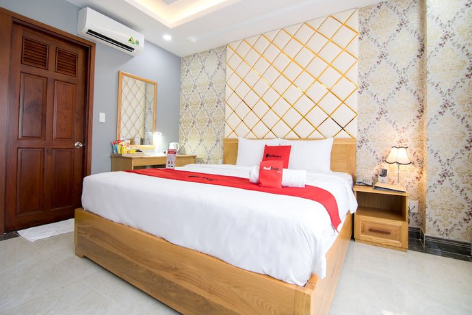Imagen de la habitación del Hotel RedDoorz Plus near Tan Son Nhat Airport 2. Foto 10