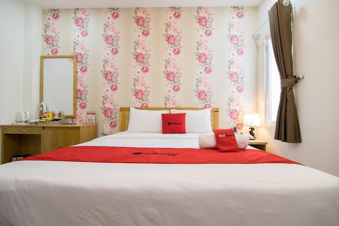 Imagen de la habitación del Hotel RedDoorz Plus near Tan Son Nhat Airport 2. Foto 11