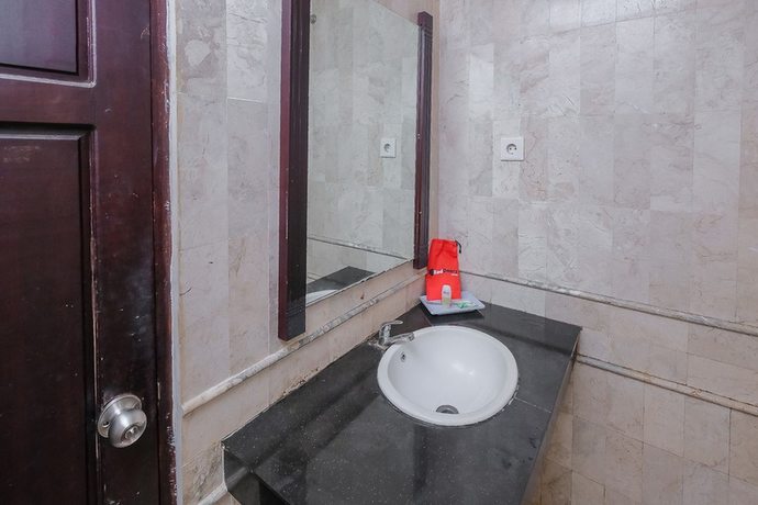 Imagen de la habitación del Hotel RedDoorz Plus near UIN Banjarmasin. Foto 9