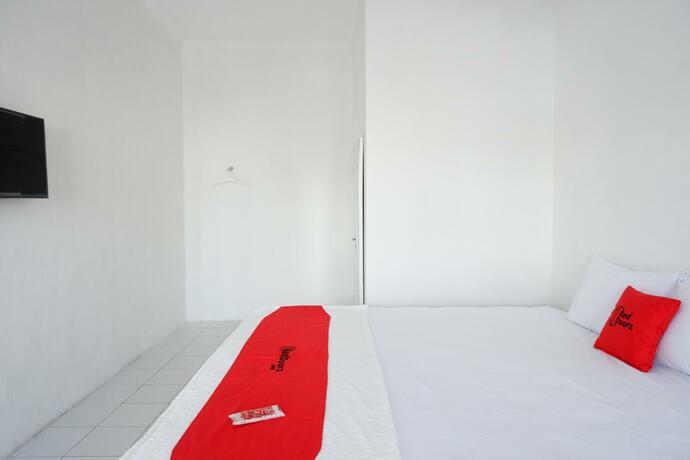 Imagen general del Hotel RedDoorz Plus near UMS Solo. Foto 1