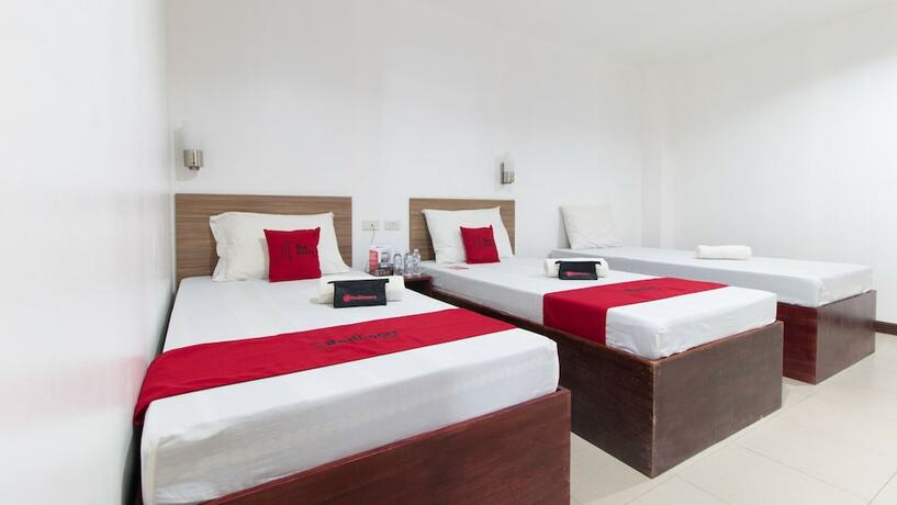 Imagen de la habitación del Hotel RedDoorz Plus near Vigan City Commercial Center. Foto 17