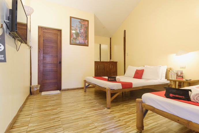 Imagen de la habitación del Hotel RedDoorz Plus near Vigan Convention Center. Foto 8