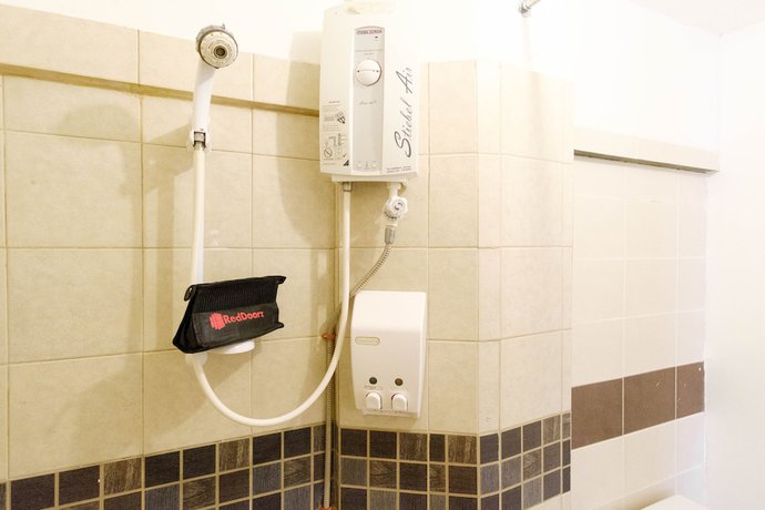 Imagen de la habitación del Hotel RedDoorz Plus near Vigan Convention Center. Foto 9