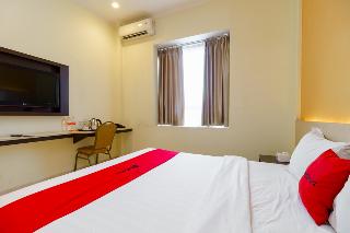 Imagen general del Hotel RedDoorz Premium @ Alqueby Hotel. Foto 10