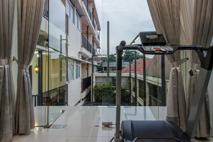 Imagen de los interiores del Hotel RedDoorz Premium @ Ampera Raya 2. Foto 35
