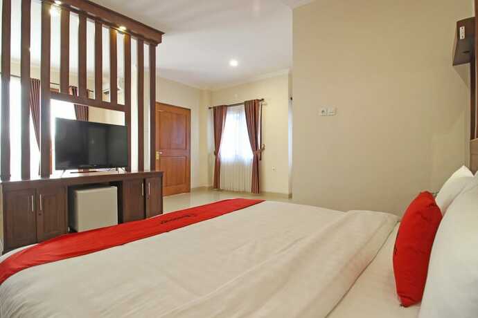 Imagen de la habitación del Hotel RedDoorz Premium near Solo Grand Mall. Foto 23