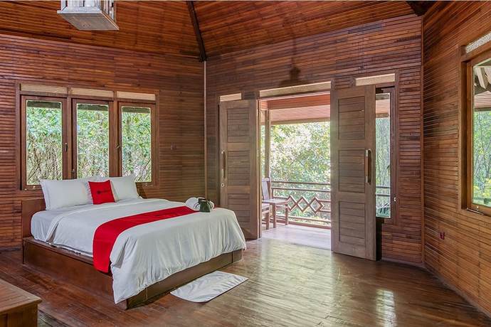 Imagen de la habitación del Hotel RedDoorz Resort @ Taman Wisata Mangrove. Foto 13