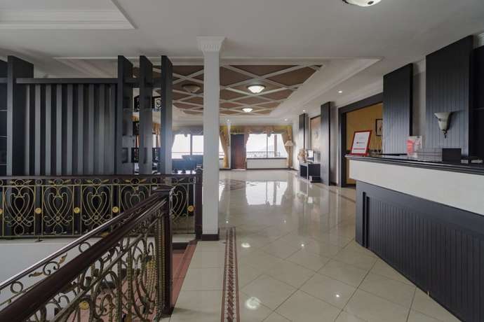 Imagen de los interiores del Hotel RedDoorz Syariah @ Cipanas. Foto 18