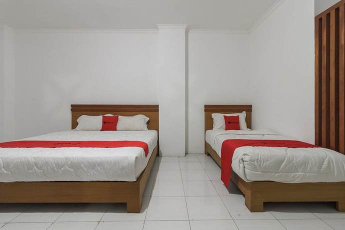 Imagen de la habitación del Hotel RedDoorz Syariah @ Cipanas. Foto 5