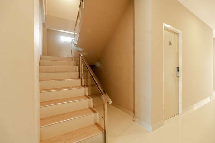 Imagen de los interiores del Hotel RedDoorz Syariah @ Panglima Polem Aceh. Foto 15