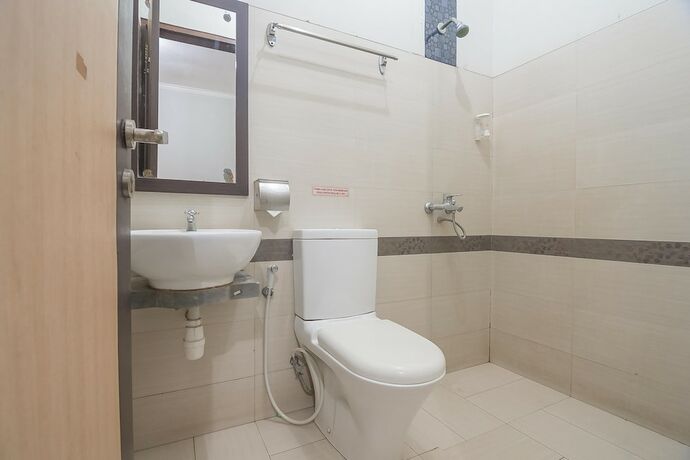 Imagen de la habitación del Hotel RedDoorz Syariah Plus @ Banjarbaru 2. Foto 21